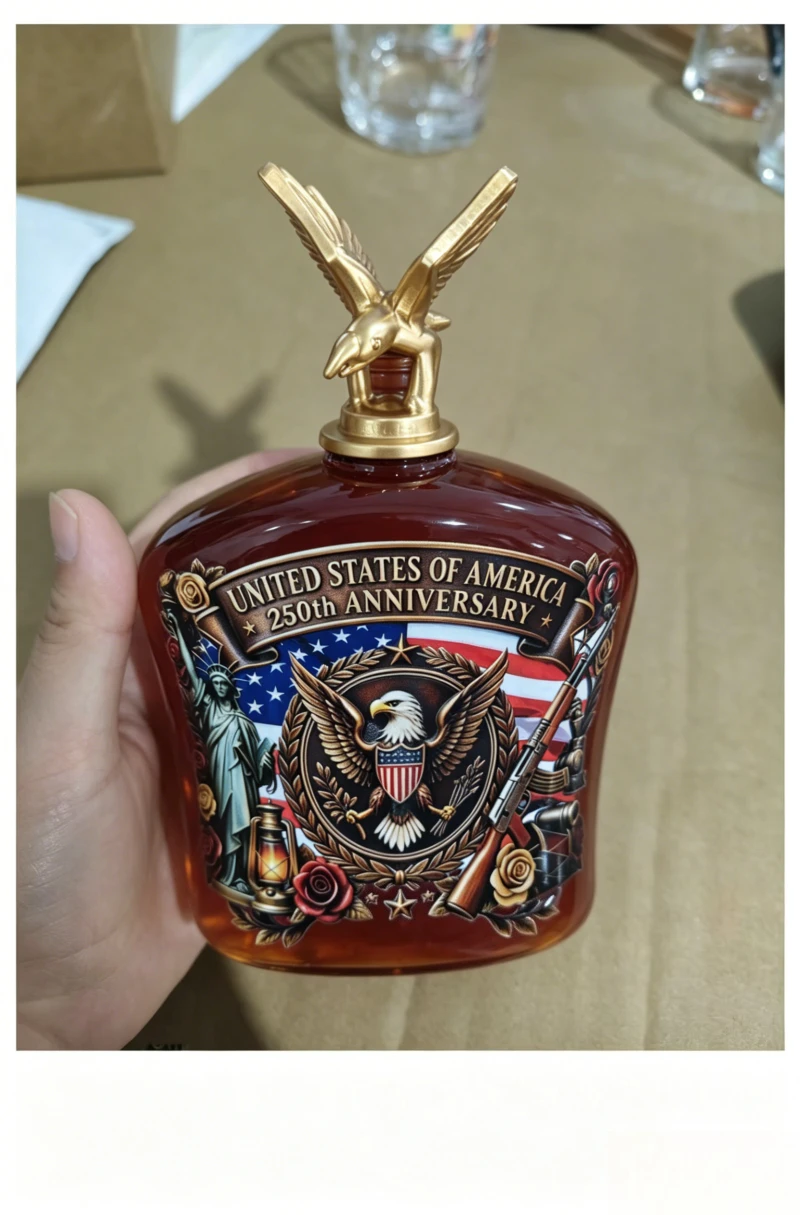 Vintage American Freedom Eagle - Vintage Collectible Liquor Bottles 评论和价格